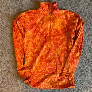 Nike Pro women’s cold weather  Orange Patterned Pullover fleece lined size L